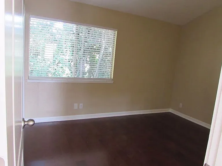 805 South St #8 — Photo 12