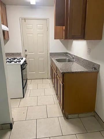 1539 South Ave #D — Photo 2