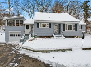 59 Oriole St, Gardner, MA 01440
