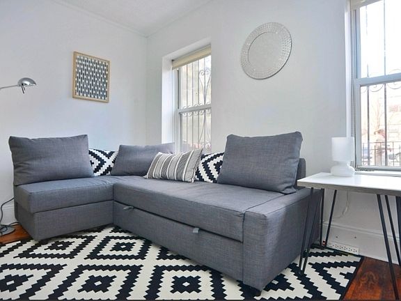 4th image of 276 9th St #1