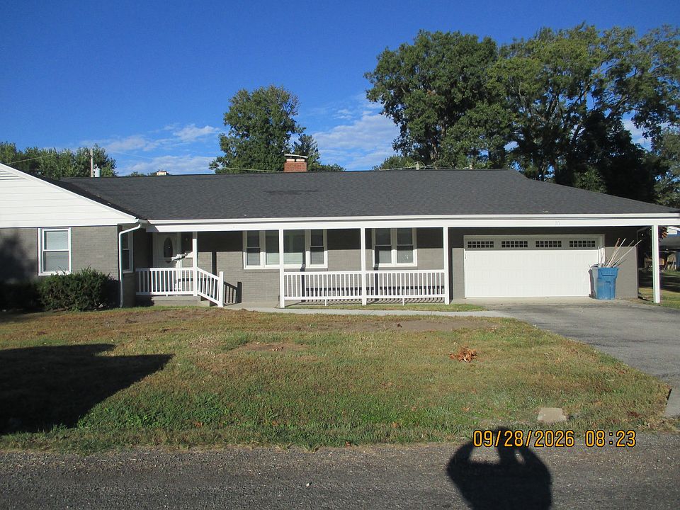 1st image of 10 Lilac Ln