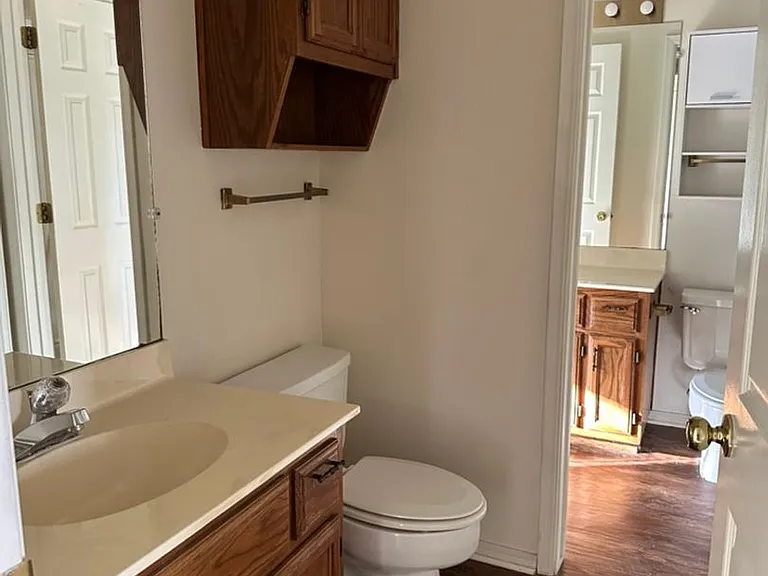 314 S 11th Pl — Photo 6