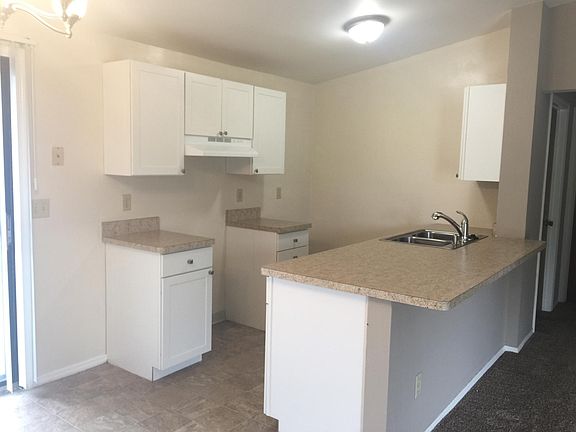 5th image of 8320 Schoolgate Dr
