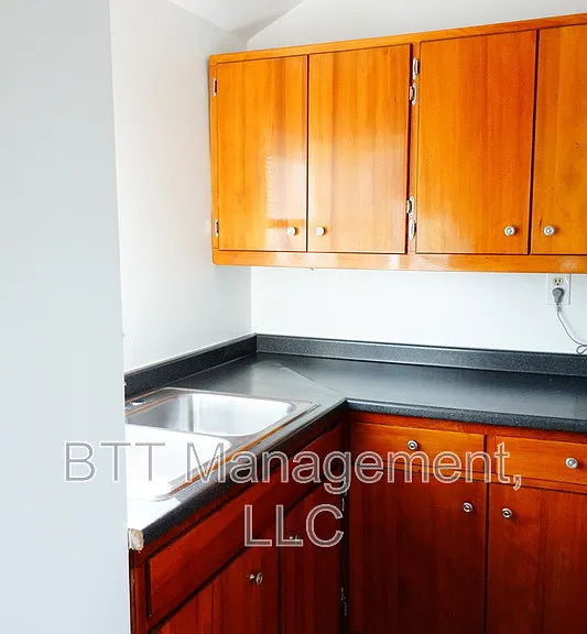 8400 Greenwood Ave #4 — Photo 52