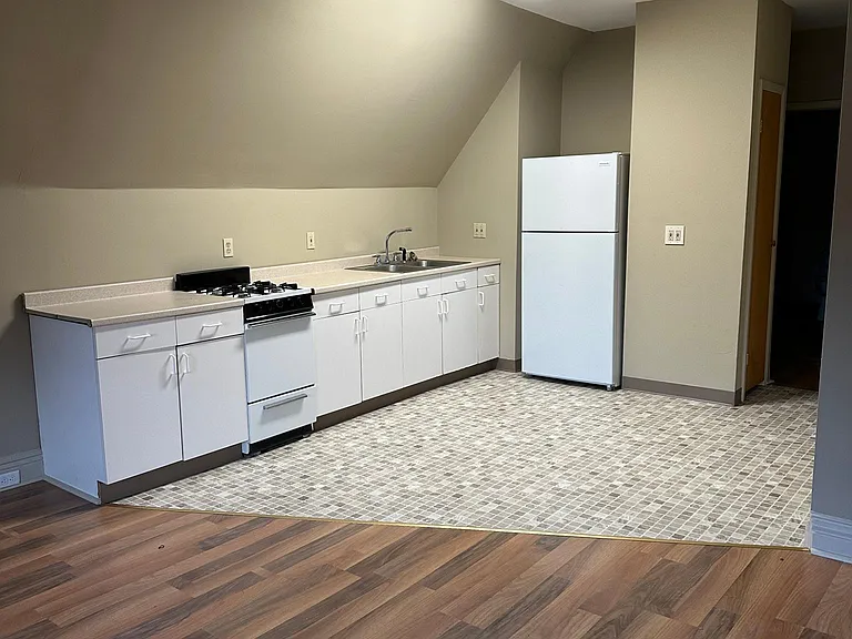 173 Summer St #6 — Photo 8