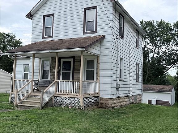 2nd image of 796 Newgarden Ave