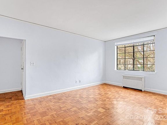 3rd image of 1121 Myrtle Ave APT 33