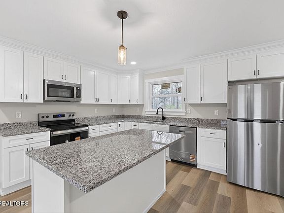 5th image of 5751 Leepers Ferry Rd