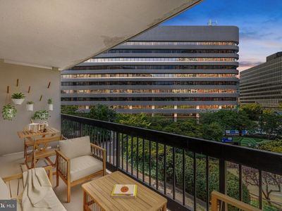 1805 Crystal Dr APT 318S, Arlington, VA, 22202