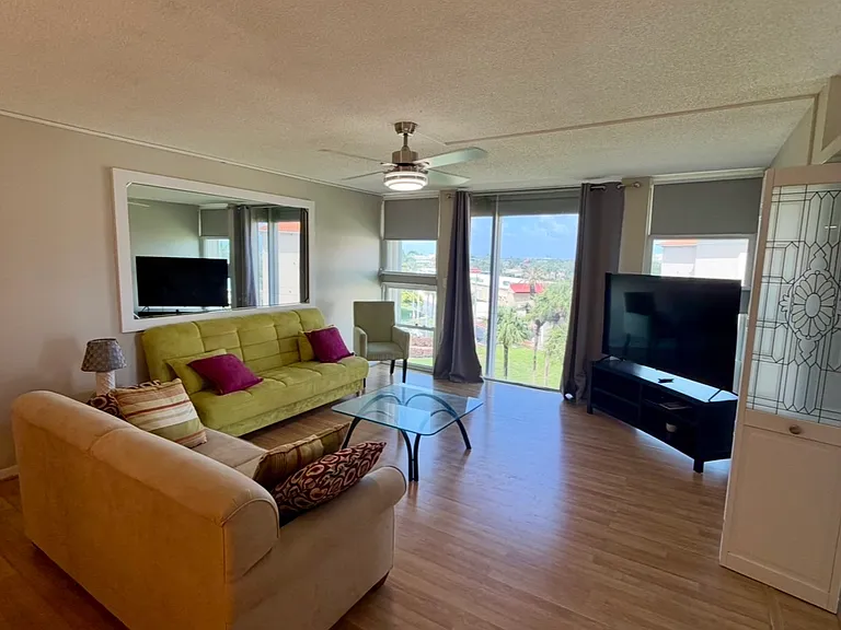7400 Sun Island Dr #401 — Photo 4