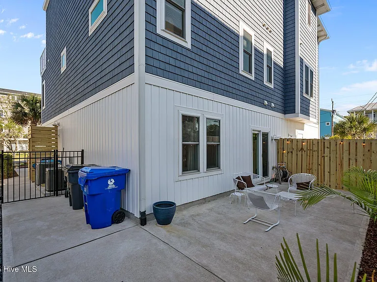 1622 Swordfish Ln #1 — Photo 22