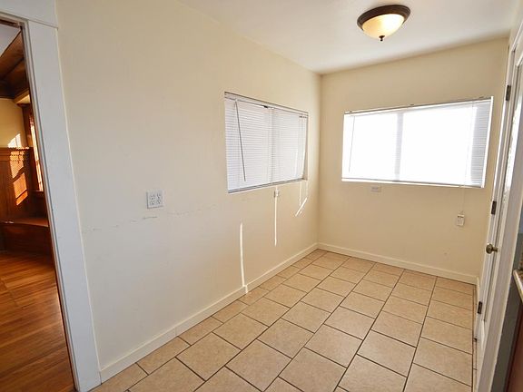 3rd image of 3720 Villa Ter