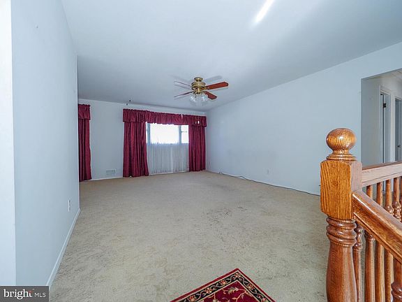 5th image of 124 Inglewood Dr