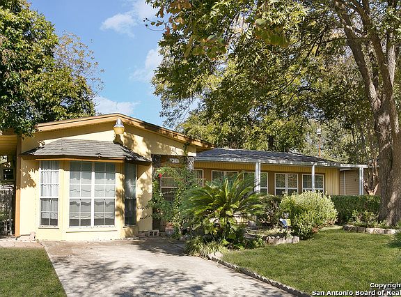 3rd image of 311 Lively Dr