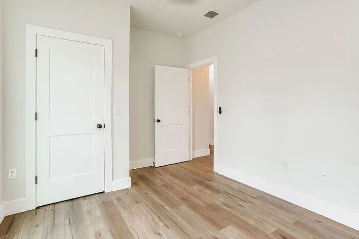 14 South Ave — Photo 10