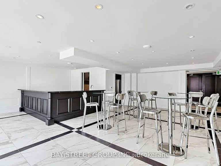 955 Bay St #1710 — Photo 17