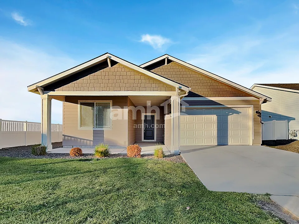 5138 W White Ash Ct
