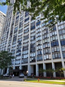 5445 N Sheridan Rd APT 809, Chicago, IL, 60640