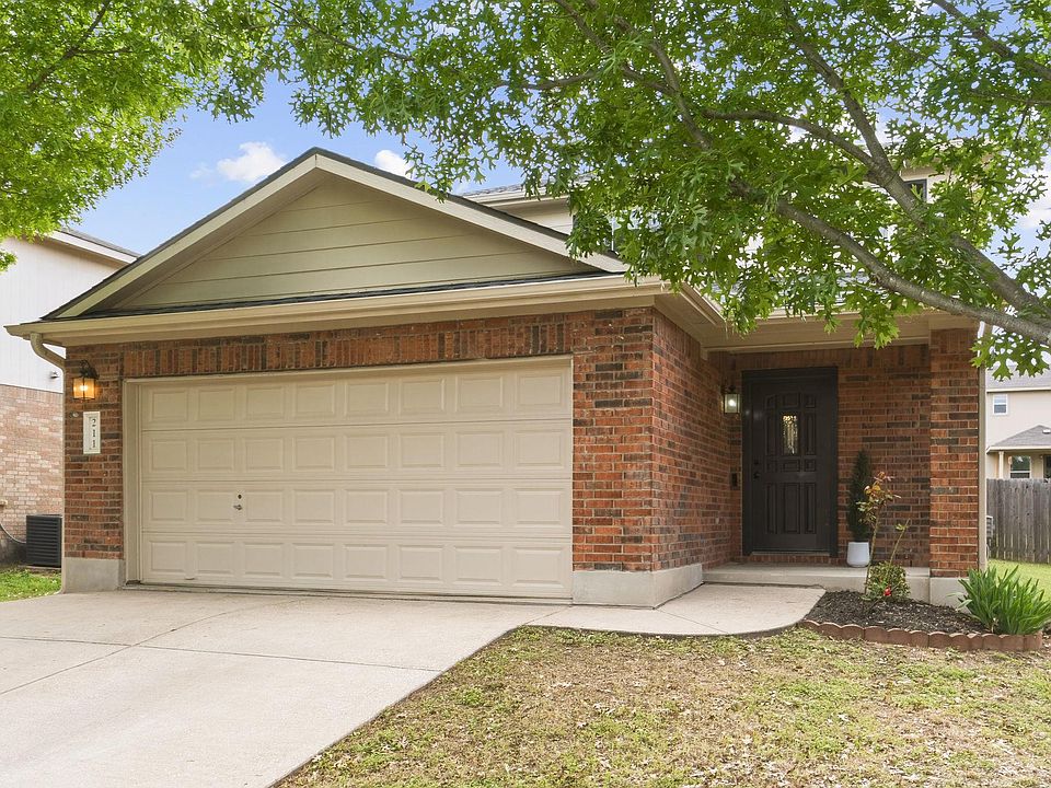 1st image of 211 Banner Ave
