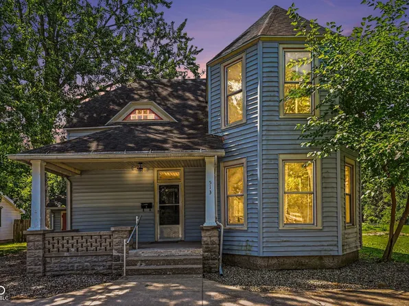 513 W 5th St, Rochester, IN 46975