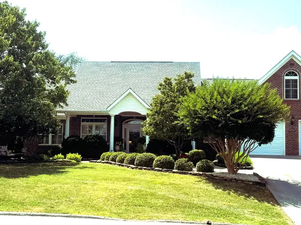 2657 Lakemoore Dr, Morristown, TN 37814