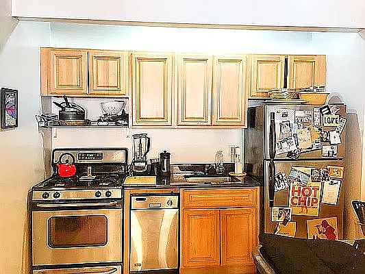 2nd image of 888 Union St APT C4