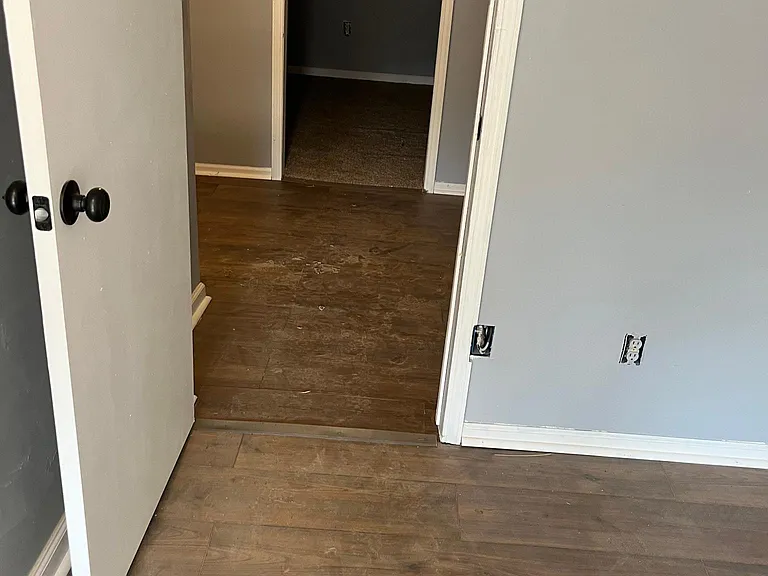 2702 N 75th St — Photo 8