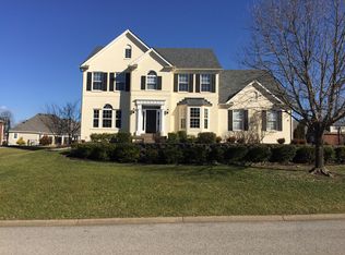 954 Willow Creek Ln, Louisville, KY 40245