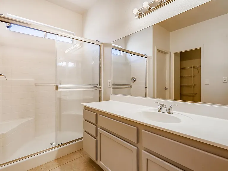 8726 W Bobby Lopez Dr — Photo 17