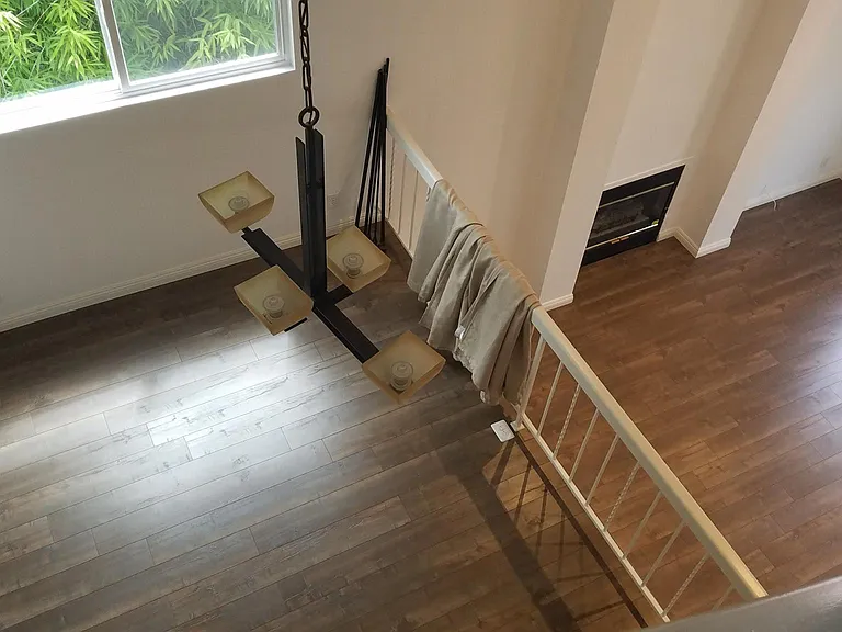 4244 Mary Ellen Ave — Photo 9