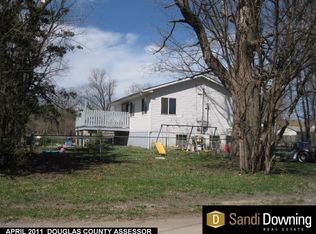 5302 N 18th St, Omaha, NE 68110