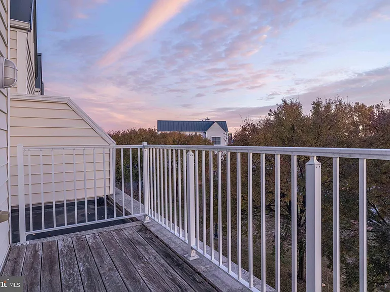 156 Christina Landing Dr — Photo 39