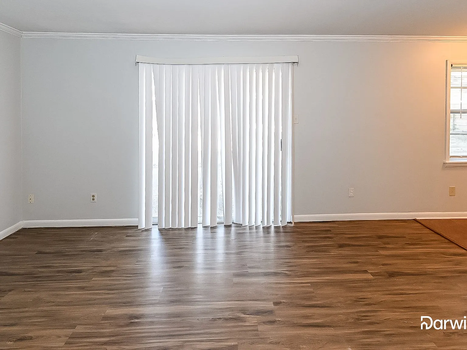3 bed, 2.0 bath, 2039 sqft, $1,510 — Photo 4