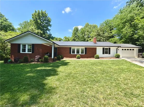 222 Westover Dr, Lexington, NC 27292