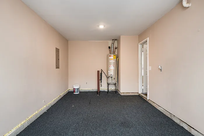951 Grass Hollow Ct — Photo 39