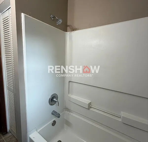 155 Moore Rd — Photo 23