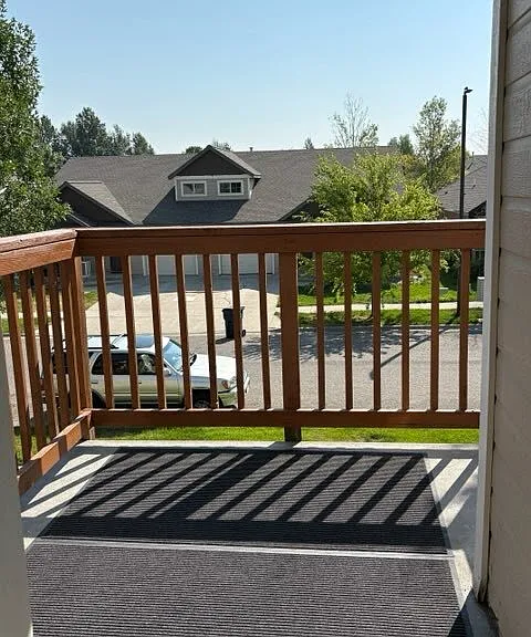 825 Forestglen Dr #7E — Photo 3
