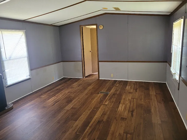 1035 David Austin Rd #B — Photo 5