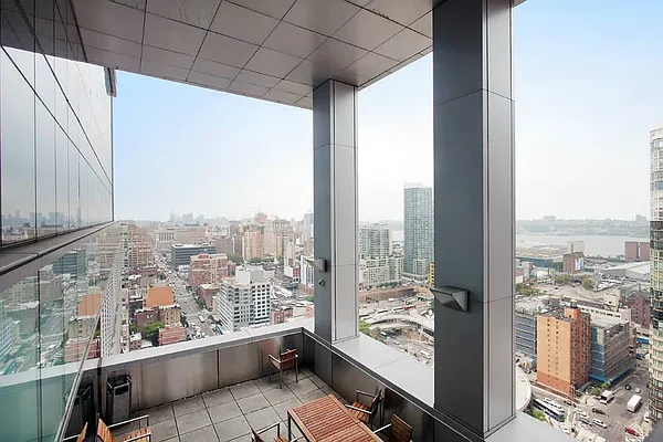 Rented by Douglas Elliman | media 21