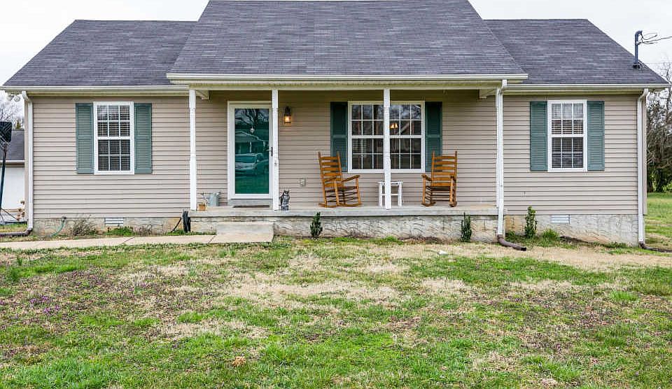 1st image of 123 Galloway Ct