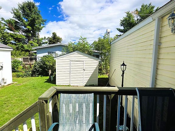 4th image of 4105 Spruce Rd
