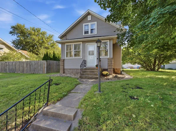 2526 4th St, Moline, IL 61265