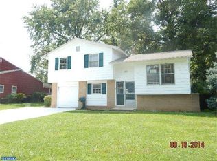2505 Chestnut Hill Dr, Cinnaminson, NJ 08077