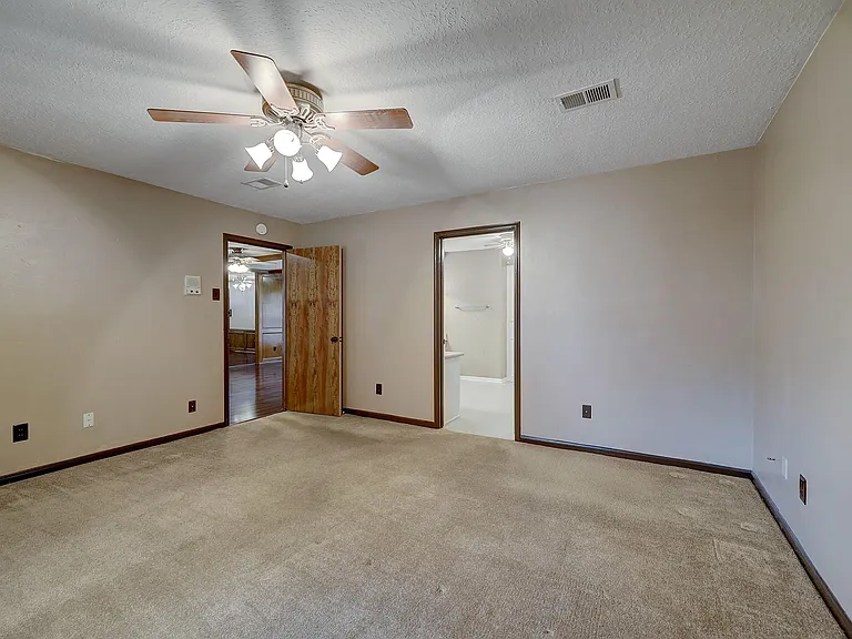 19906 Medicine Bow Dr — Photo 16