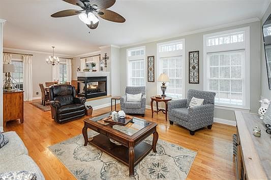 3rd image of 116 Rutledge Ln