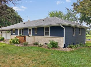 204 4th St NE, Mayer, MN 55360