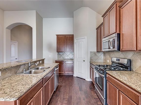 2nd image of 4210 Mustang Ave