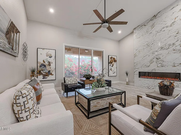 8941 E Maple Dr — Photo 42