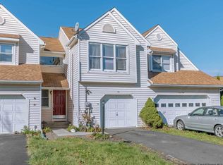 50 Red Maple Rd, Saugerties, NY 12477