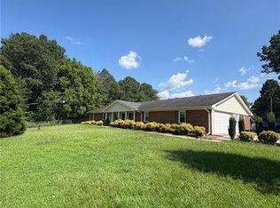 447 Lovebridge Rd SE, Calhoun, GA 30701